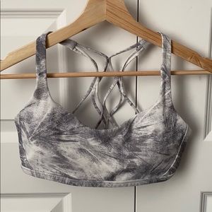Lululemon Free To Be Zen bra